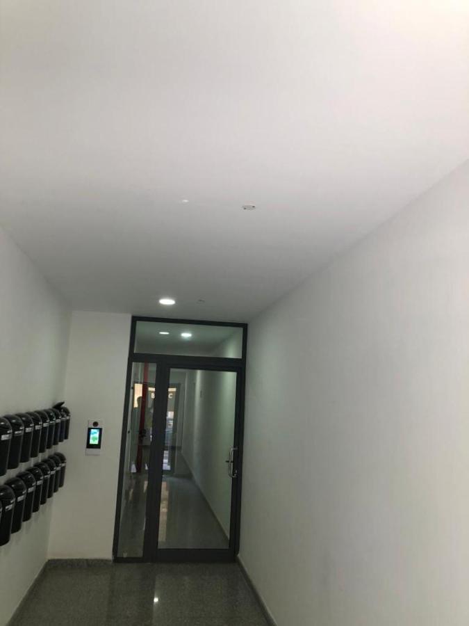 Brand New Apartment 2 Mins From Seafront 세인트폴스베이 외부 사진